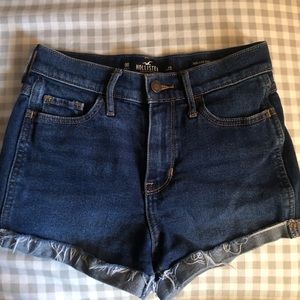 Hollister High Rise Short Short